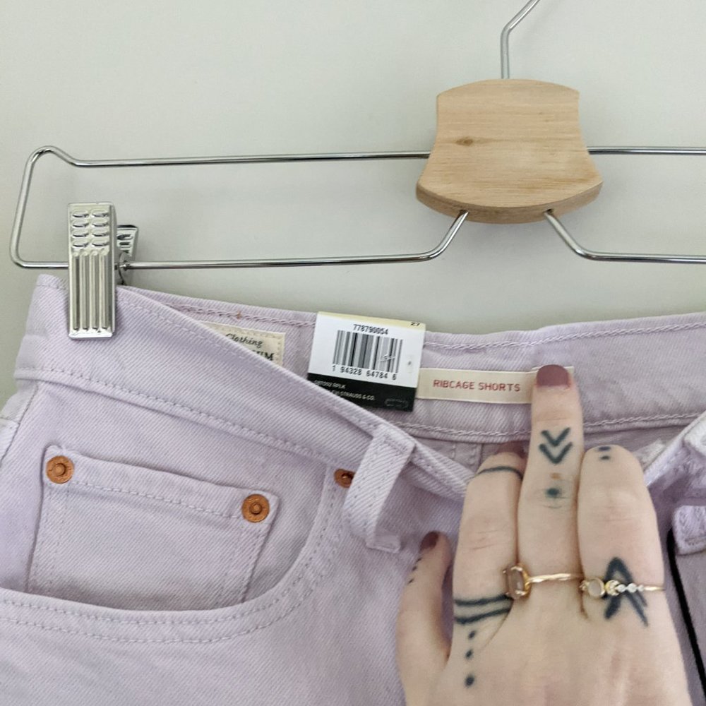 New Levi's Ribcage Chalky Lavender Frost Pastel Purple Cutoff Jean Denim Shorts - Picture 7 of 10